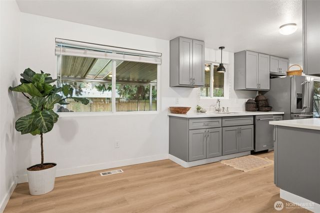 934 Gregory Way SE, Olympia, WA 98513