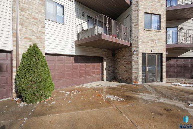 4605 W Custer Ln Lane 305, Sioux Falls, SD 57106