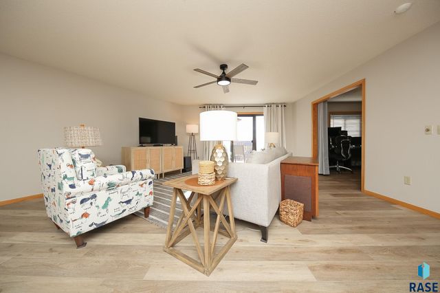 4605 W Custer Ln Lane 305, Sioux Falls, SD 57106