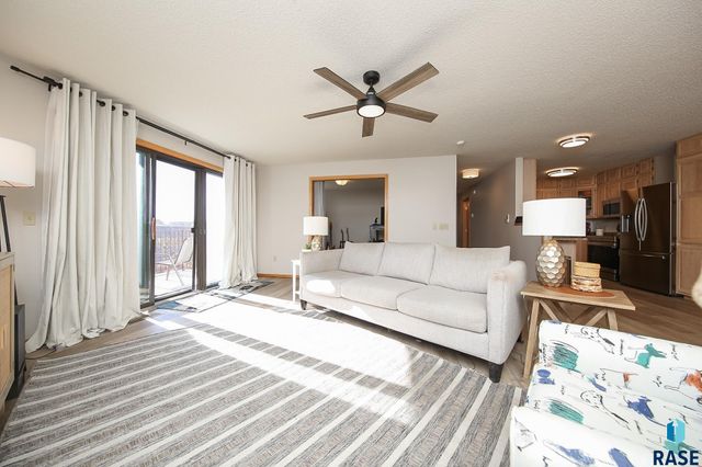 4605 W Custer Ln Lane 305, Sioux Falls, SD 57106