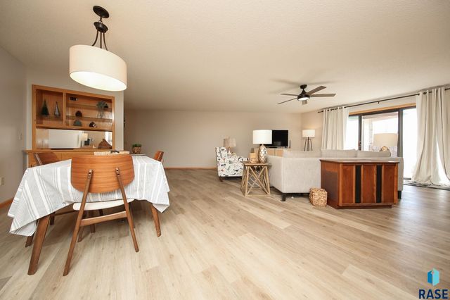 4605 W Custer Ln Lane 305, Sioux Falls, SD 57106