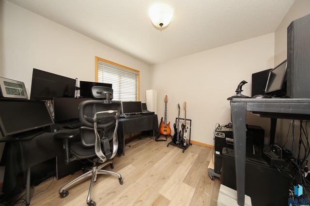 4605 W Custer Ln Lane 305, Sioux Falls, SD 57106