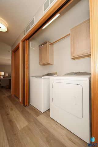 4605 W Custer Ln Lane 305, Sioux Falls, SD 57106