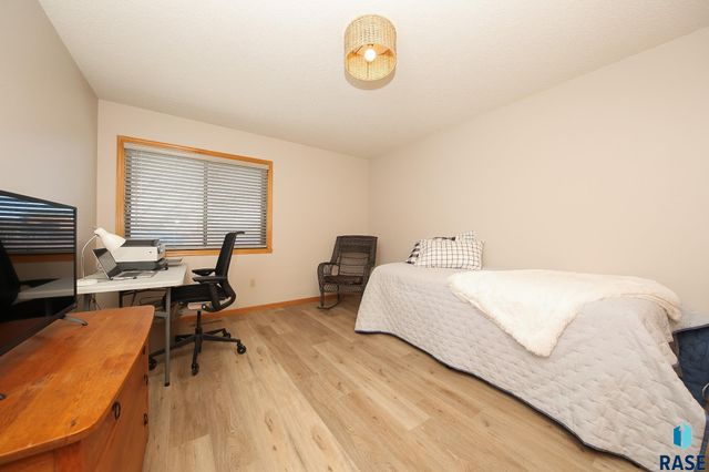 4605 W Custer Ln Lane 305, Sioux Falls, SD 57106