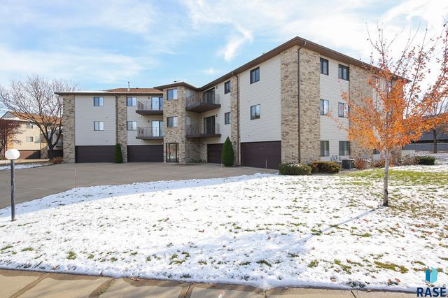 4605 W Custer Ln Lane 305, Sioux Falls, SD 57106