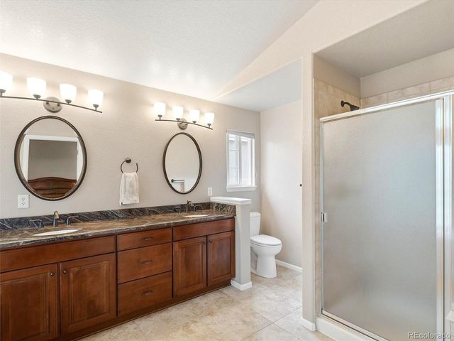 9720 Brook Hill Ct, Lone Tree, CO 80124