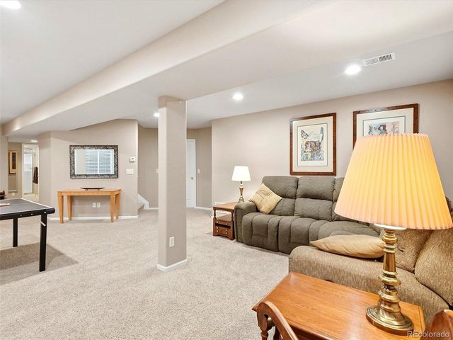 9720 Brook Hill Ct, Lone Tree, CO 80124