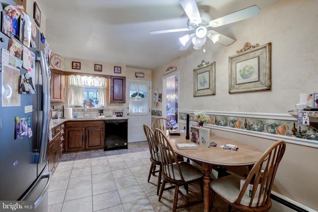 4900 CEDAR LN, Drexel Hill, PA 19026