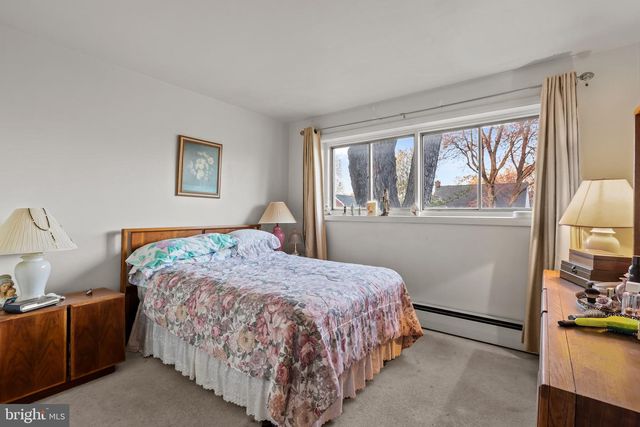 4900 CEDAR LN, Drexel Hill, PA 19026