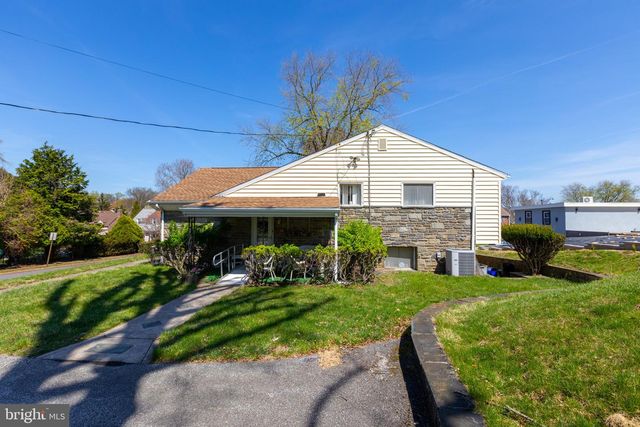 4900 CEDAR LN, Drexel Hill, PA 19026