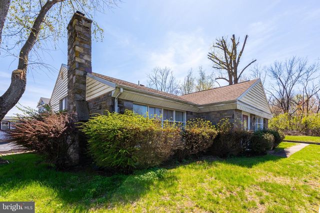 4900 CEDAR LN, Drexel Hill, PA 19026