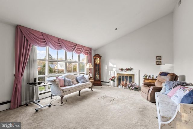 4900 CEDAR LN, Drexel Hill, PA 19026