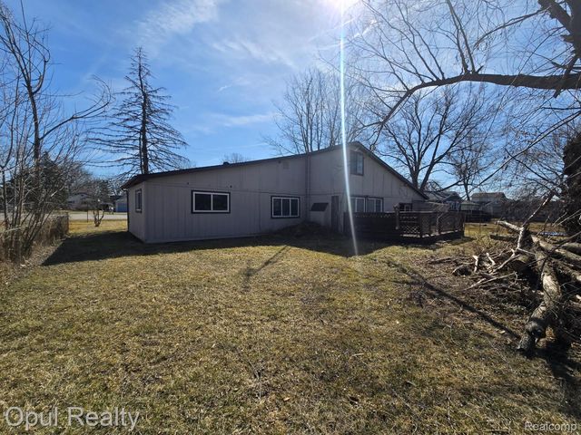 5402 Orchard Drive, East China Township, MI 48054