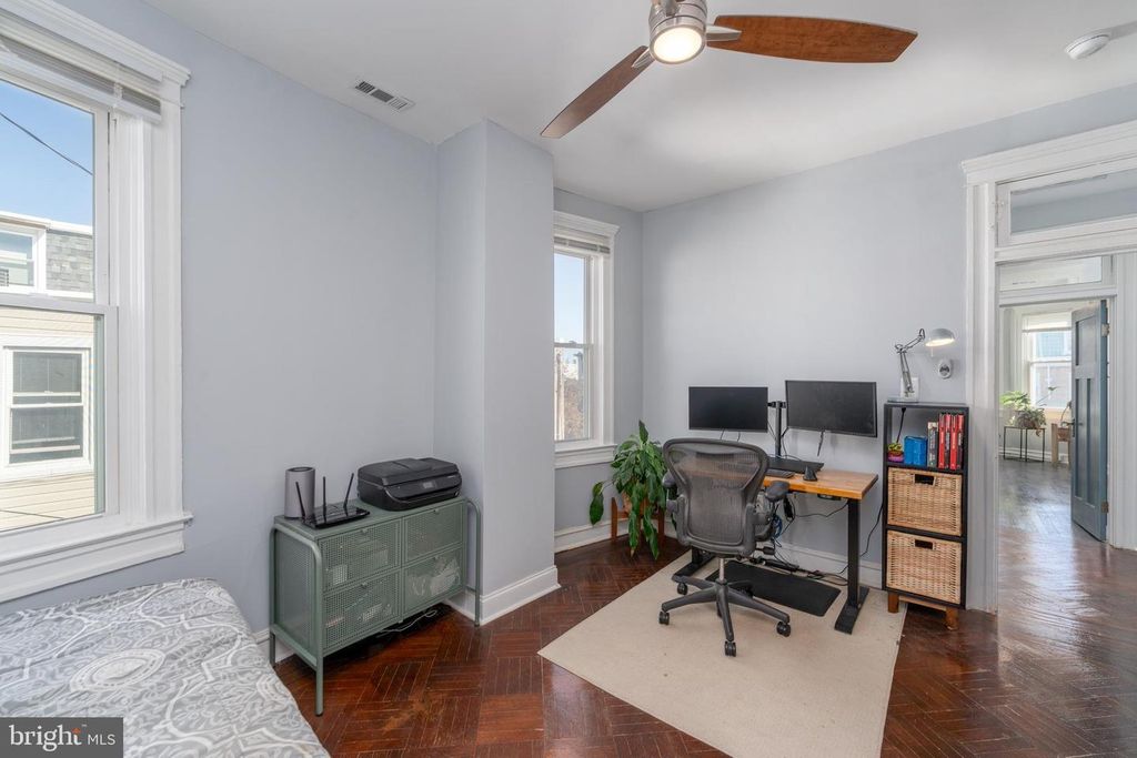 Image 17 of property listing at 2512 BROOKFIELD AVE, Baltimore, MD 21217