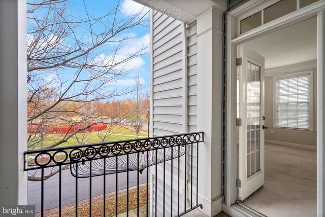 11821 WHITWORTH CANNON LN, Bristow, VA 20136