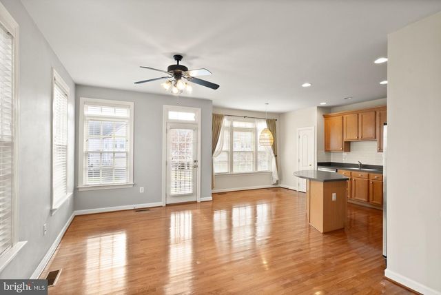 11821 WHITWORTH CANNON LN, Bristow, VA 20136