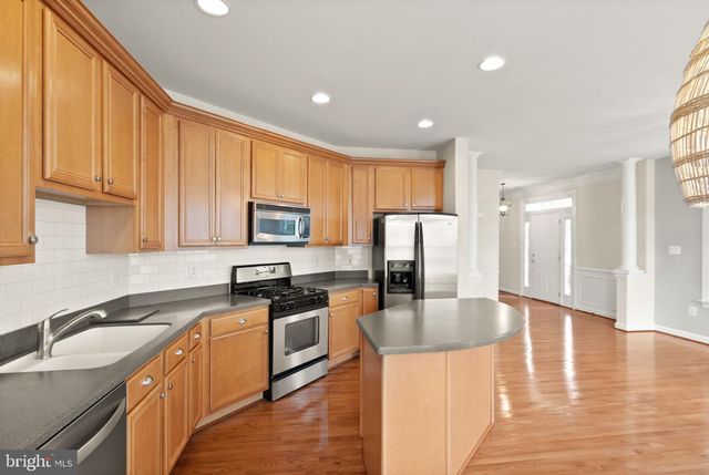 11821 WHITWORTH CANNON LN, Bristow, VA 20136