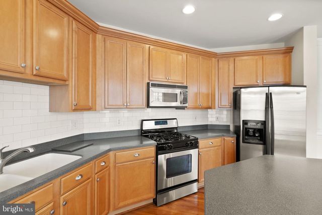 11821 WHITWORTH CANNON LN, Bristow, VA 20136