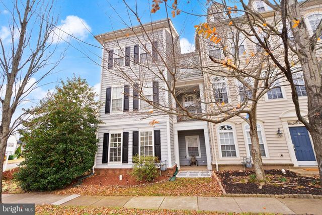 11821 WHITWORTH CANNON LN, Bristow, VA 20136