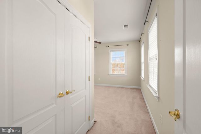 11821 WHITWORTH CANNON LN, Bristow, VA 20136