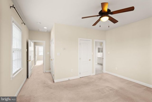 11821 WHITWORTH CANNON LN, Bristow, VA 20136