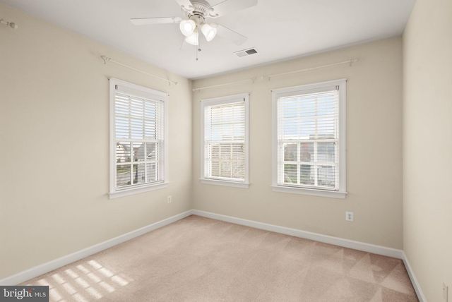 11821 WHITWORTH CANNON LN, Bristow, VA 20136