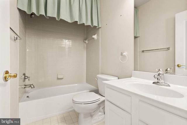 11821 WHITWORTH CANNON LN, Bristow, VA 20136