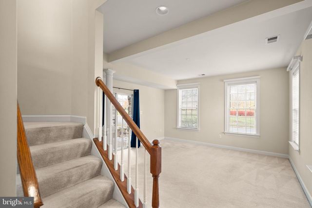 11821 WHITWORTH CANNON LN, Bristow, VA 20136