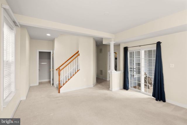 11821 WHITWORTH CANNON LN, Bristow, VA 20136