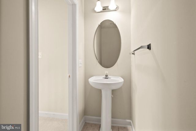 11821 WHITWORTH CANNON LN, Bristow, VA 20136