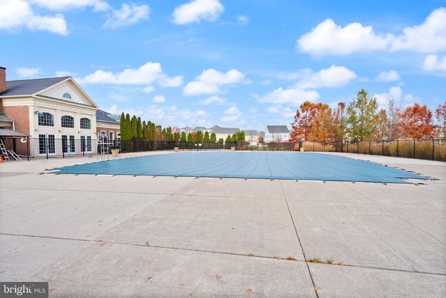 11821 WHITWORTH CANNON LN, Bristow, VA 20136