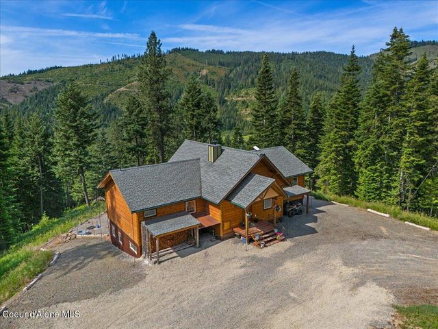 21807 E Doyle RD, Cataldo, ID 83810