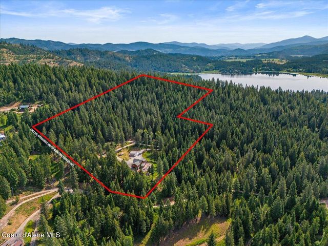 21807 E Doyle RD, Cataldo, ID 83810