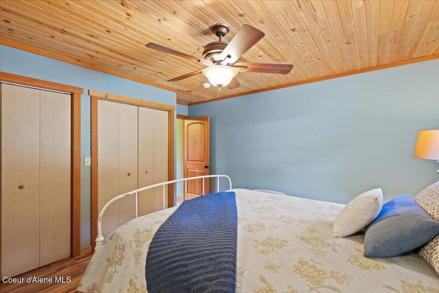 21807 E Doyle RD, Cataldo, ID 83810