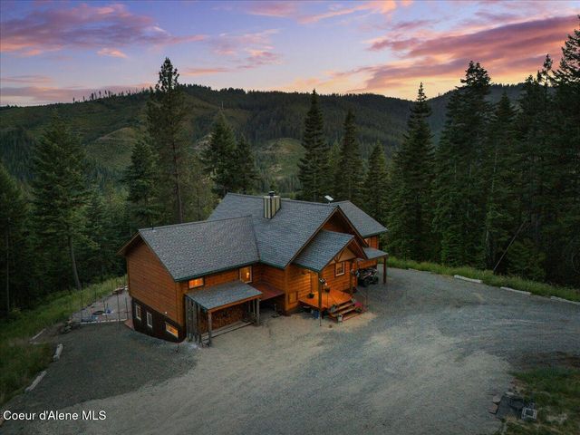 21807 E Doyle RD, Cataldo, ID 83810