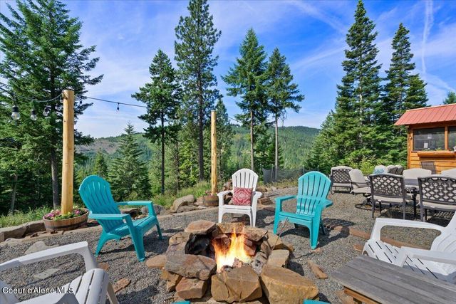 21807 E Doyle RD, Cataldo, ID 83810