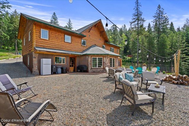 21807 E Doyle RD, Cataldo, ID 83810
