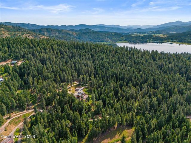 21807 E Doyle RD, Cataldo, ID 83810