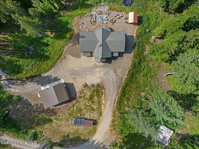21807 E Doyle RD, Cataldo, ID 83810