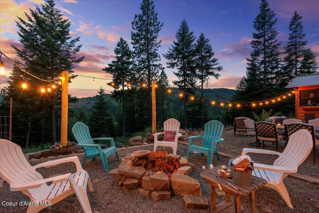 21807 E Doyle RD, Cataldo, ID 83810