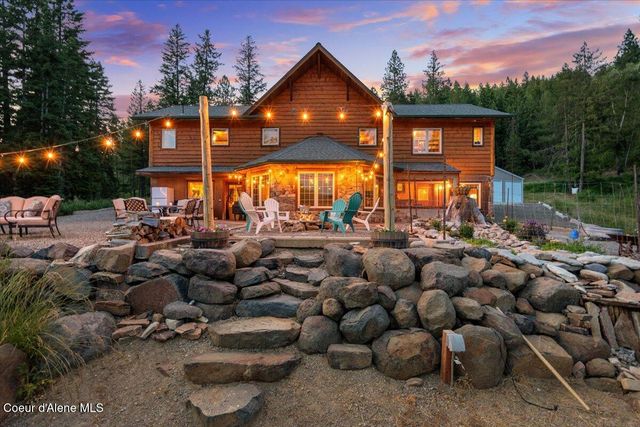 21807 E Doyle RD, Cataldo, ID 83810