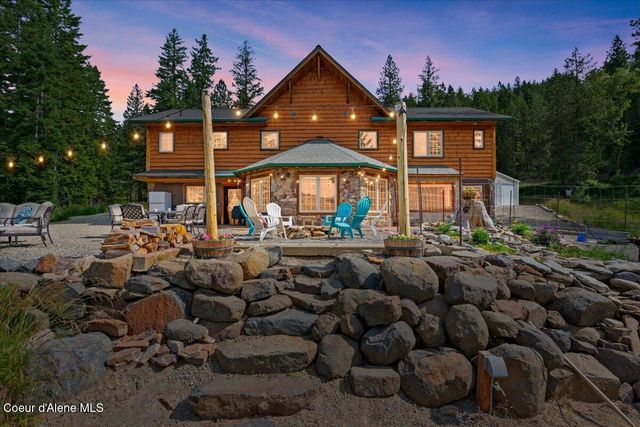 21807 E Doyle RD, Cataldo, ID 83810