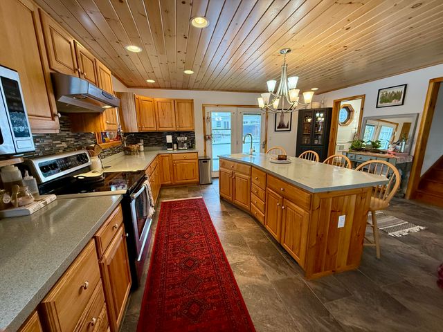 3 Freeman Street, Tupper Lake, NY 12986