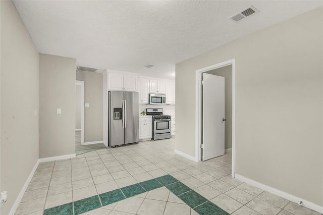 4805 Whispering Falls Drive, Houston, TX 77084