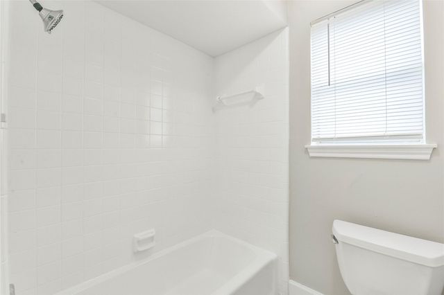 4805 Whispering Falls Drive, Houston, TX 77084