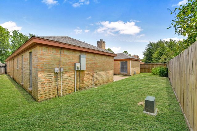 4805 Whispering Falls Drive, Houston, TX 77084