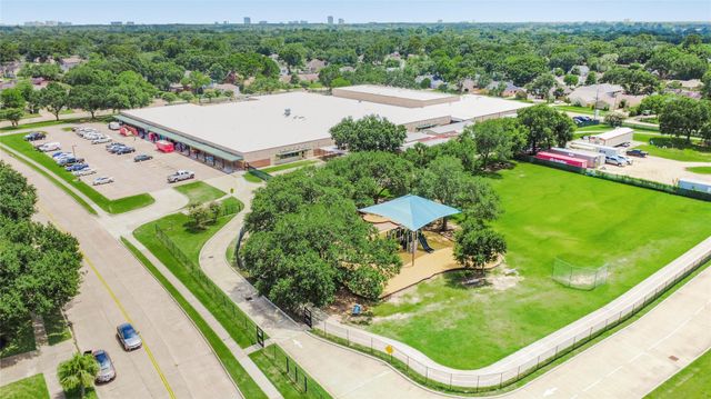 4805 Whispering Falls Drive, Houston, TX 77084