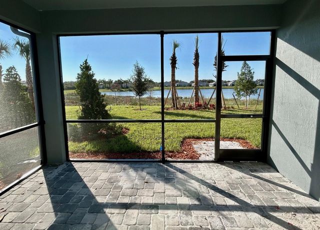 1355 Haven Circle Hallmark 79, Vero Beach, FL 32960