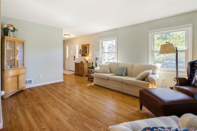 1091 W Kettle Avenue, Littleton, CO 80120