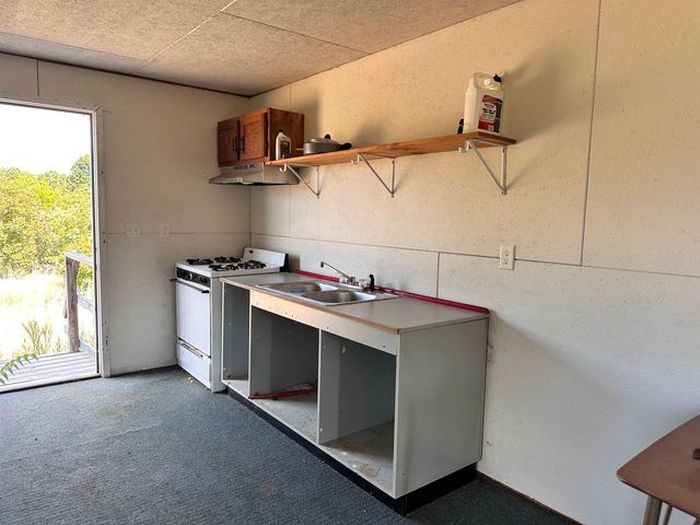 3445 Magnolia Road, Salem, AR 72576